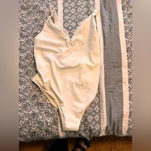 Show me your Mumu one piece swimsuit. Size medium